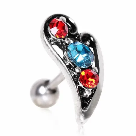 Piercing hélix cartilage feuille