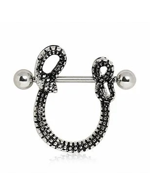 Piercing téton bouclier serpent
