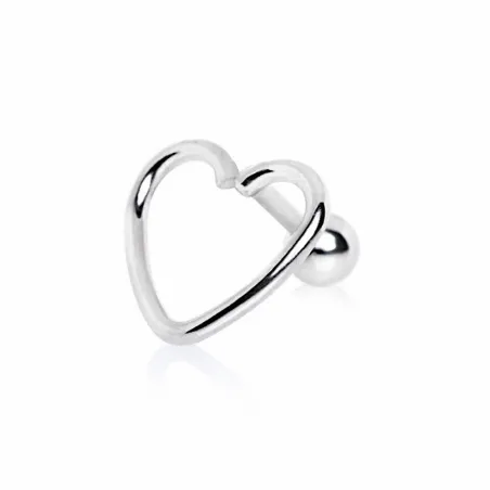 Piercing cartilage en forme de coeur