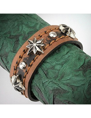 Bracelet en cuir marron étoiles