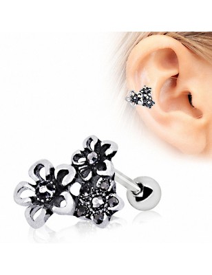 Piercing cartilage hélix triple fleur