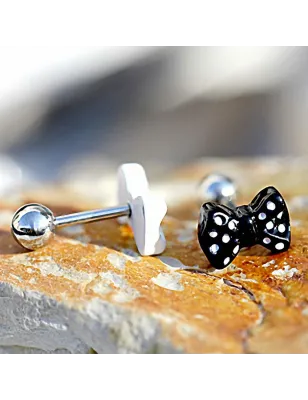 Piercing cartilage hélix ruban à pois