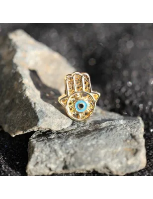 Piercing cartilage plaqué or main de fatma