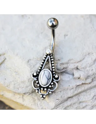 Piercing nombril médiéval pierre howlite