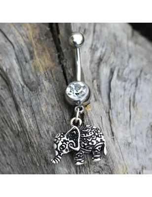 Piercing nombril éléphant henné