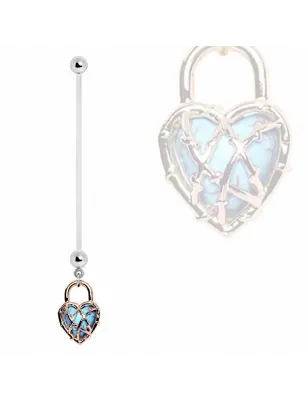 Piercing nombril de grossesse coeur cadenas