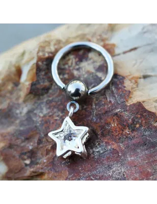 Piercing anneau captif pendenti étoile