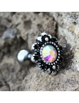 Piercing cartilage hélix gemme aurore boréale