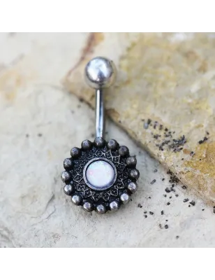 Piercing nombril antique opale blanche