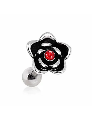 Piercing cartilage hélix fleur rose