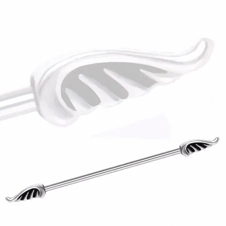 Piercing industriel avec ailes d'ange