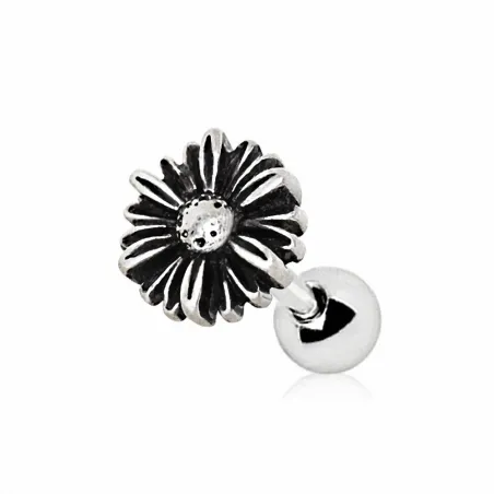 Piercing cartilage oreille fleur