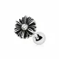 Piercing cartilage oreille fleur