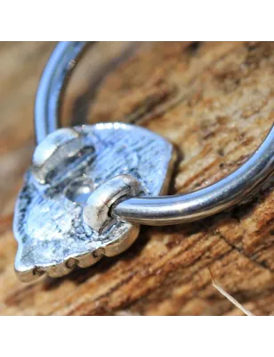 Piercing anneau captif feuille gemme