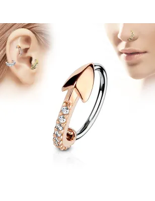 Piercing nez anneau flèche dorée pavée de strass