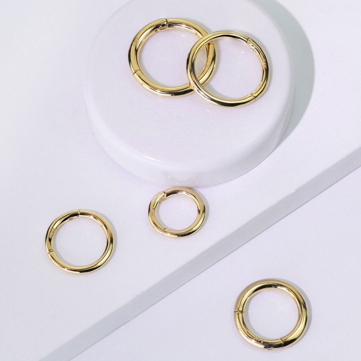 Piercing anneau segment clips en or jaune 14 carats