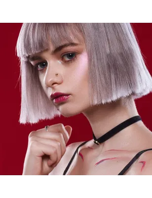 Piercing nez Or jaune 14 carats coeur trois strass rouges