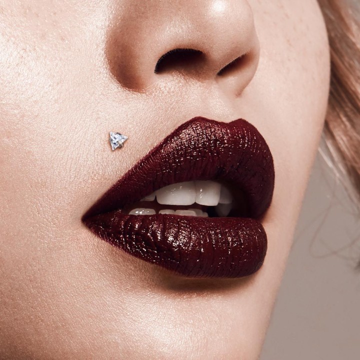Piercing Labret Monroe Gemme Triangle Titane G23