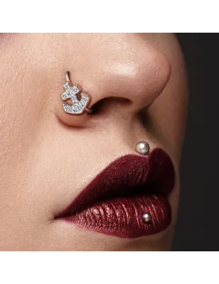 Piercing nez anneau ancre pavée de strass