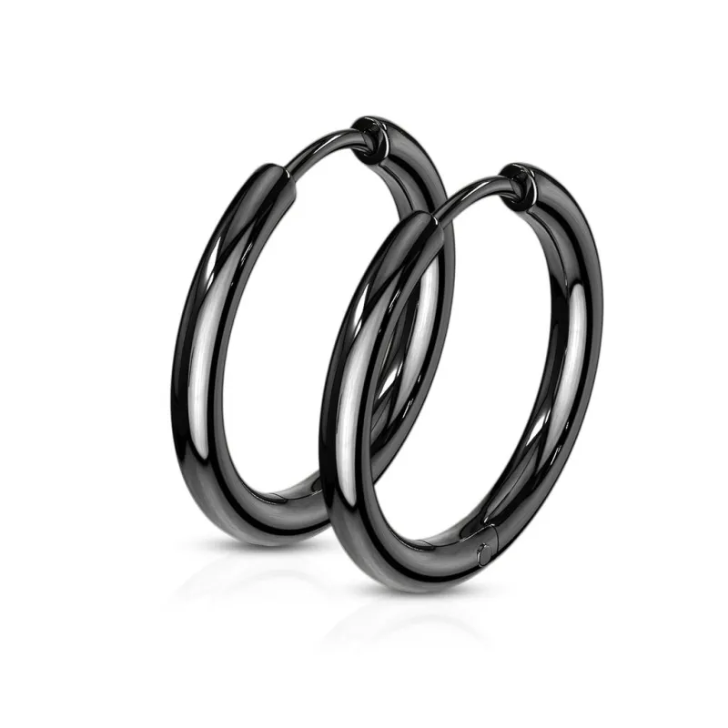 Paire boucles d'oreille anneaux en acier noir Paire boucles d'oreille anneaux en acier noir