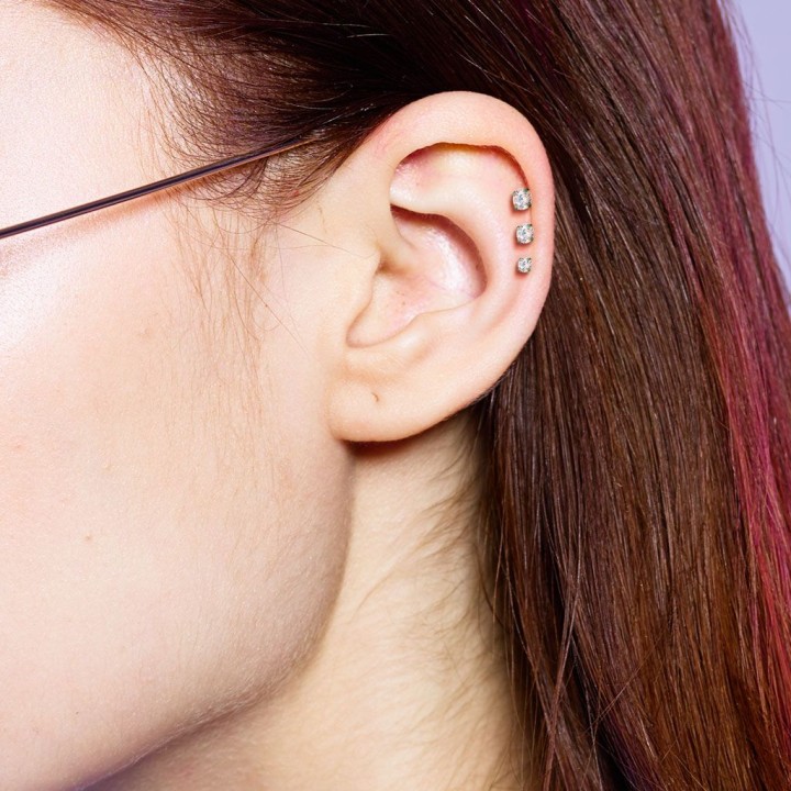Piercing cartilage hélix strass blanc