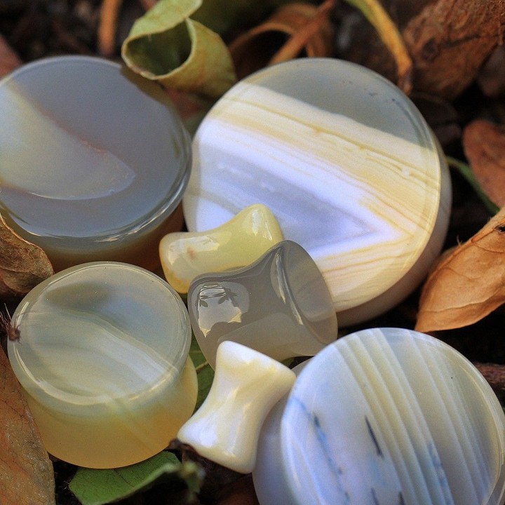 Piercing plug agate grise