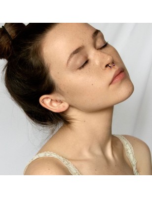 Piercing fer à cheval noir boule cristaux rose