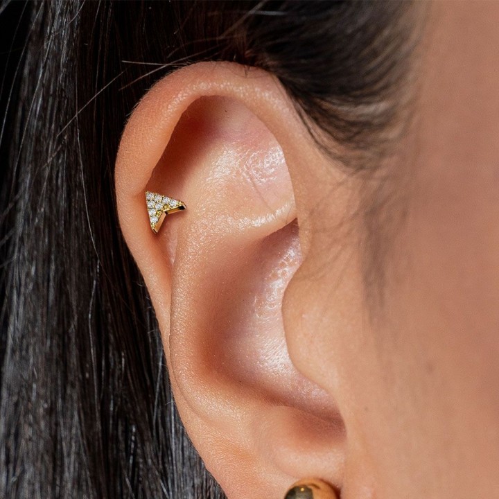 Piercing labret oreille chveron pavé de strass acier doré