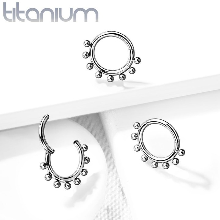 Piercing anneau segment titane avec spheres