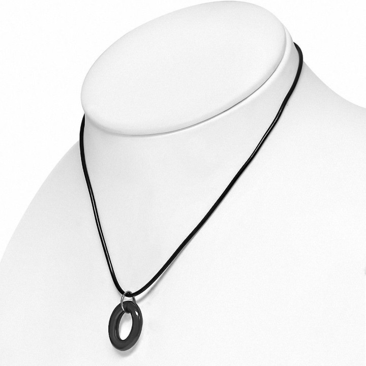 Collier homme similicuir avec pendentif ovale céramique noire