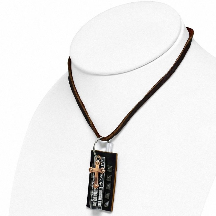 Collier en cuir marron avec pendentif plaque à pyramides biker