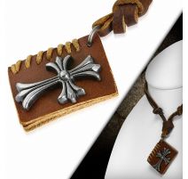 Collier en cuir marron avec pendentif livret croix fleur de lys