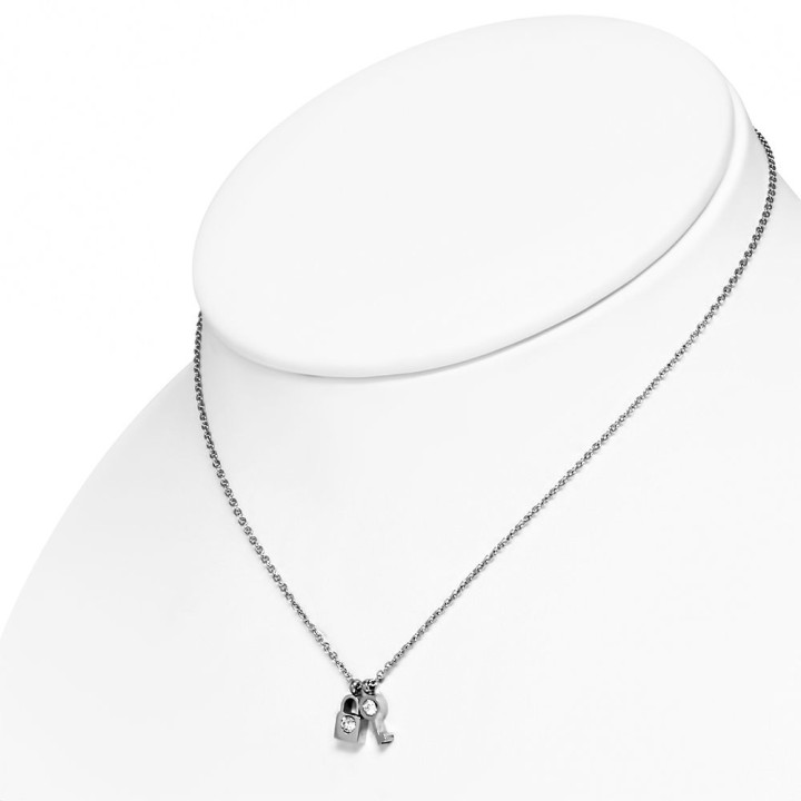 Collier en acier avec pendentif cadenas avec clé strass