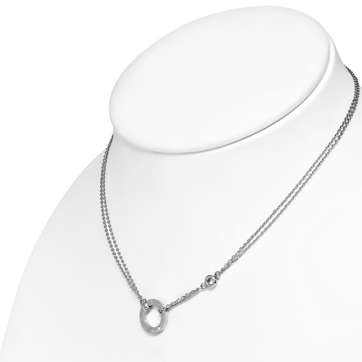 Collier en acier avec pendentif cercle love