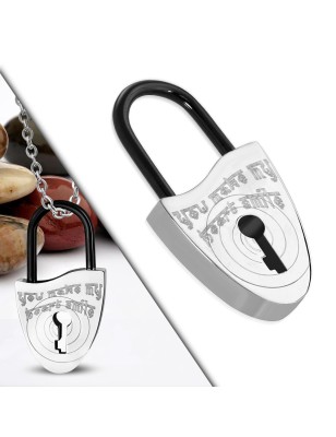 Pendentif en acier cadenas avec monogramme