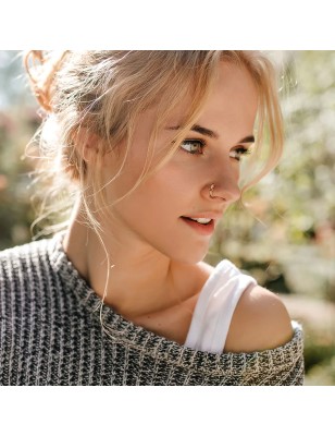 Piercing nez anneau carrés strass rouge