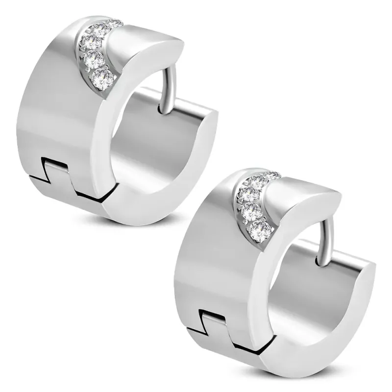 Paire boucles d'oreilles anneaux acier diagonale de strass Paire boucles d'oreilles anneaux acier diagonale de strass