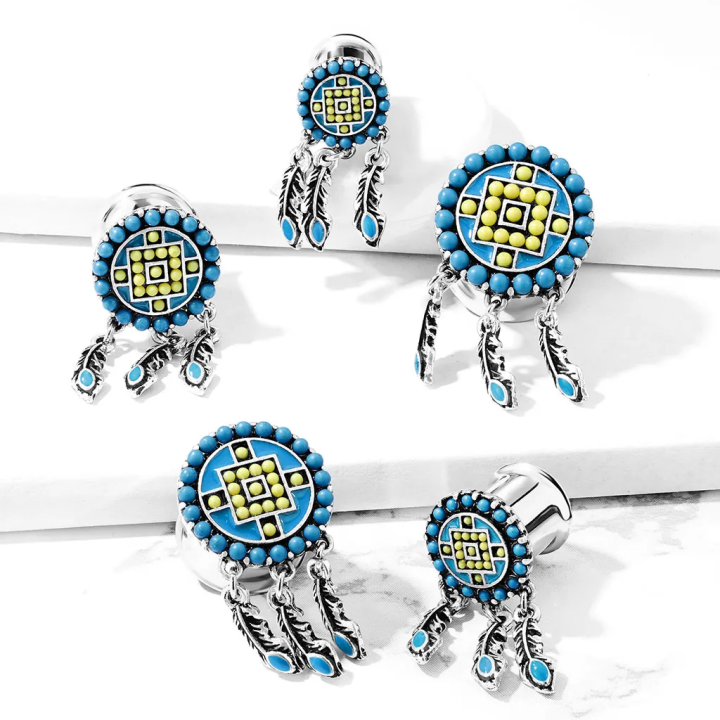 Plug d’oreille acier tribal plumes turquoise – Piercing aztèque