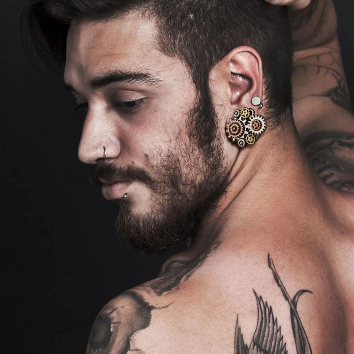 Tunnel d’oreille acier steampunk engrenages – Piercing stretching
