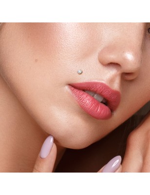 Labret or jaune 14K avec zircon serti griffes – Piercing oreille