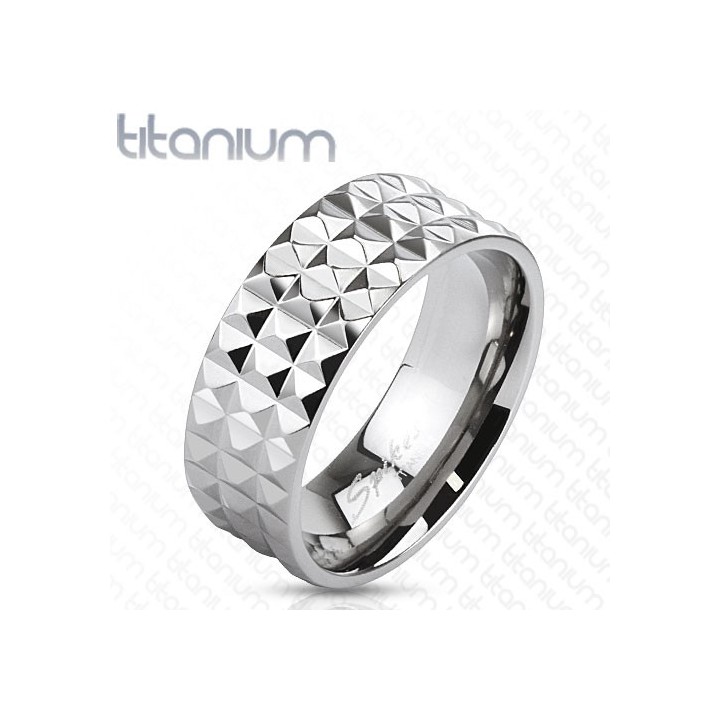 Bague titane homme pyramides