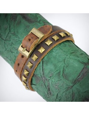 Bracelet cuir marron pyramides