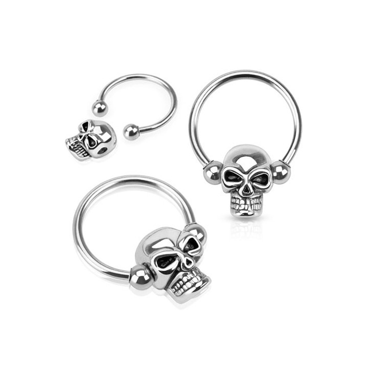 Piercing anneau captif crâne