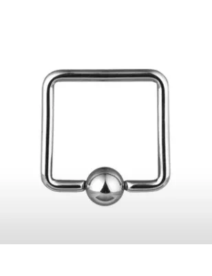 Piercing anneau captif carré