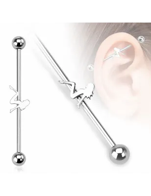 Piercing industriel femme sexy